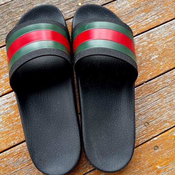 Gucci Pursuit ’72 slides - Picture 1 of 14